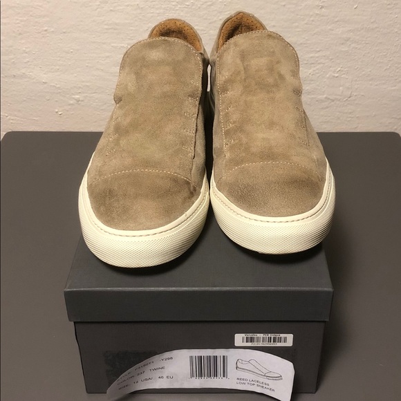 reed laceless low top sneaker